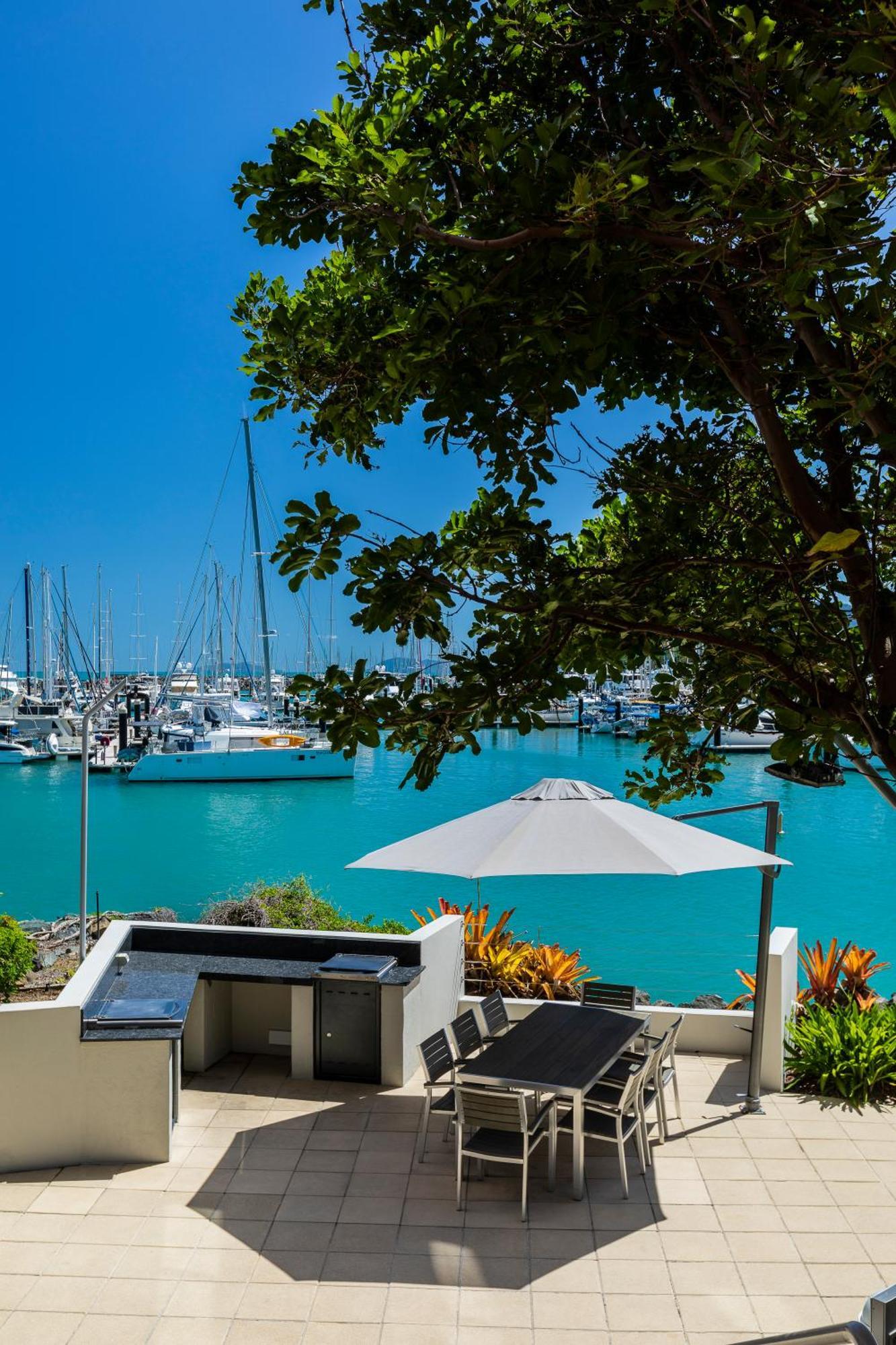 Peninsula Airlie Beach Exterior foto